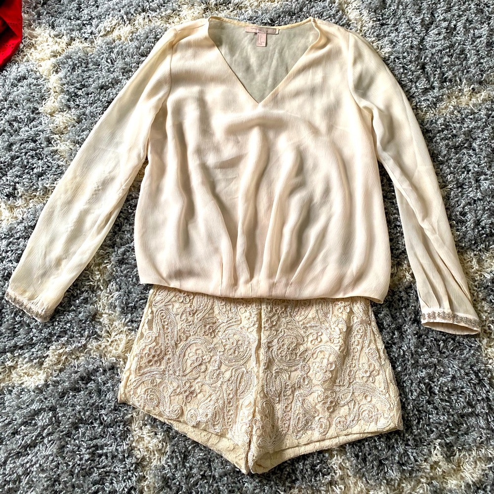 Forever 21 nude beaded shorts outfit small